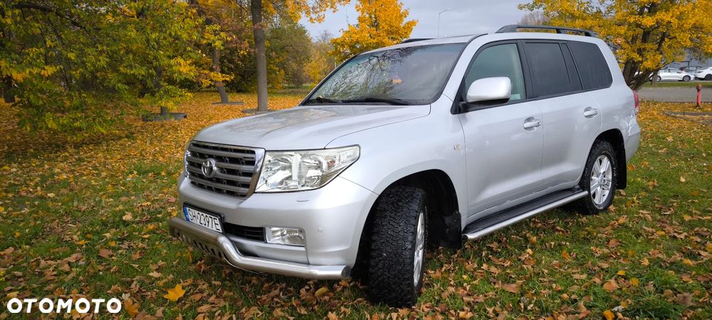 Toyota Land Cruiser 2010 photo 3