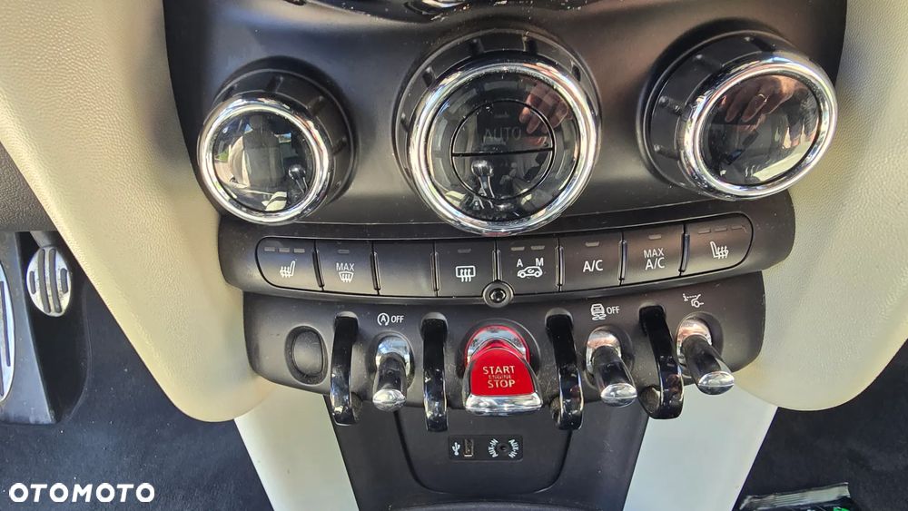 MINI Cooper John Works - 15