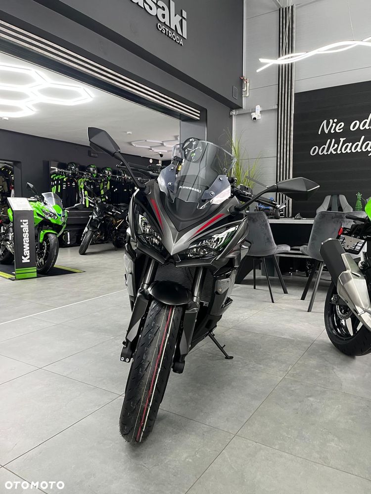 Kawasaki Ninja - 4