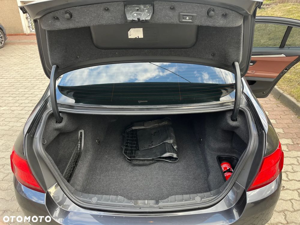 BMW Seria 5 535d xDrive Sport-Aut Luxury Line - 5