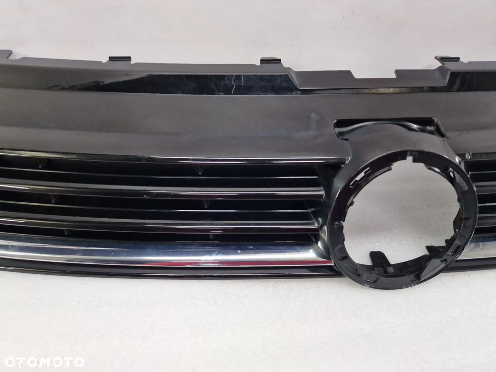 VW POLO 6C0 LIFT 14- ATRAPA / GRILL PRZEDNI PRZÓD NA WYSOKI POŁYSK , NR 6C0853651K / 6C0853653F , NR AUKCJI GL272 - 18