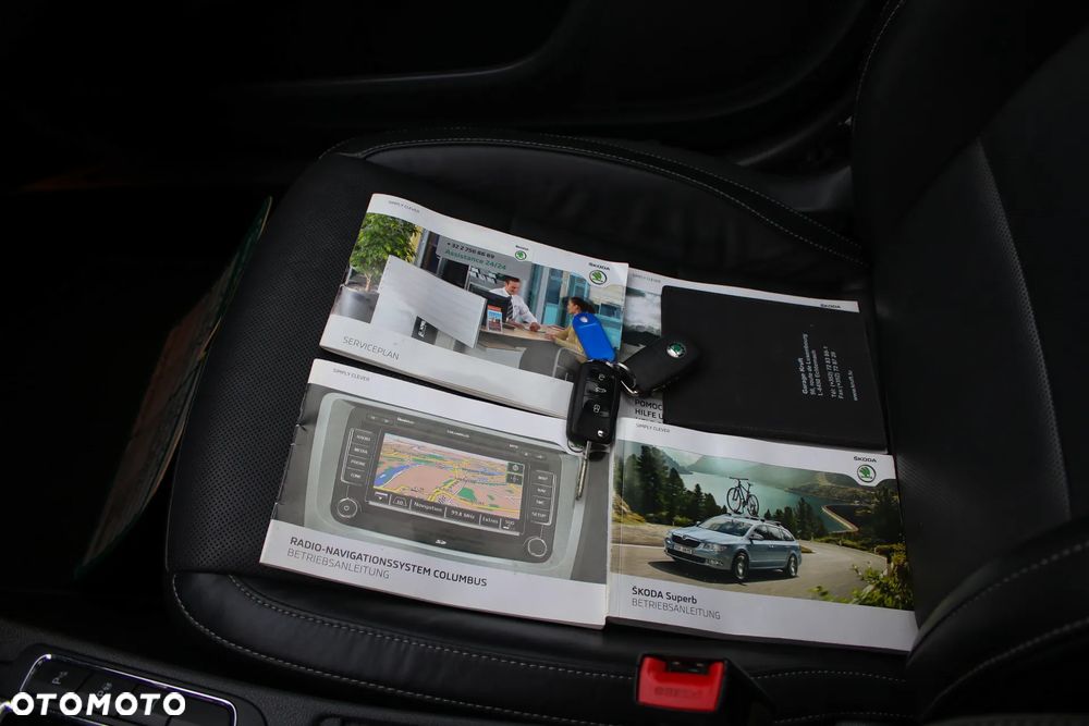 Skoda Superb 2.0 TDI DSG Exclusive - 40