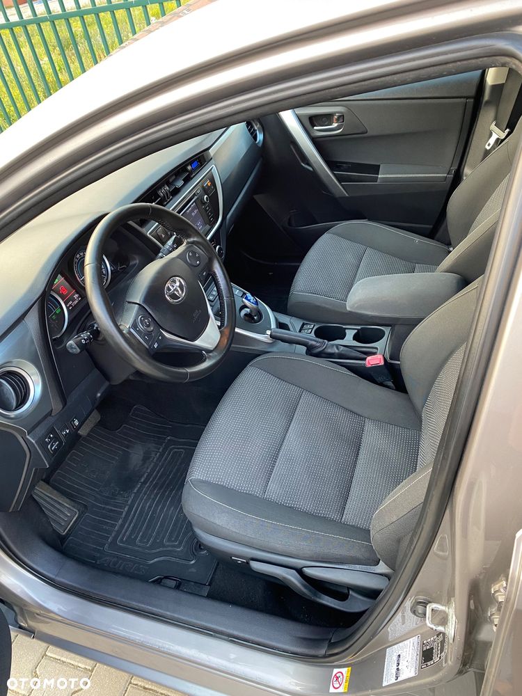 Toyota Auris 1.8 HSD Luna - 8