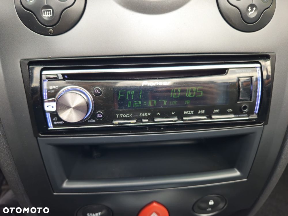 Renault Megane 1.6 Avantage - 29