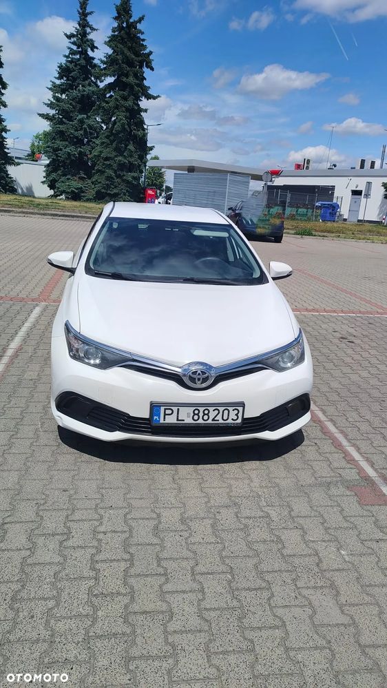 Toyota Auris 1.4 D-4D Business Edition - 1