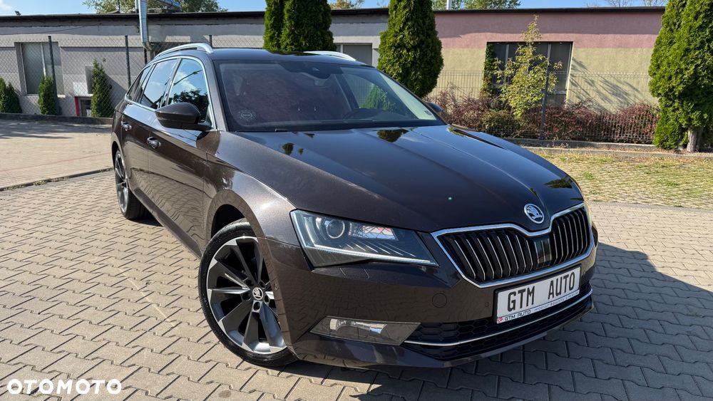 Skoda Superb 2.0 TDI DSG Style - 23