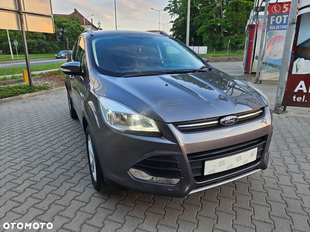 Ford Kuga - 10