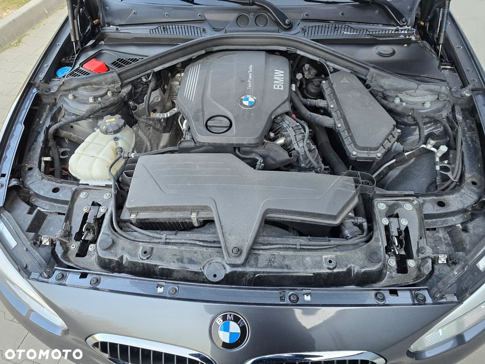 BMW Seria 1 120d xDrive Sport-Aut - 31