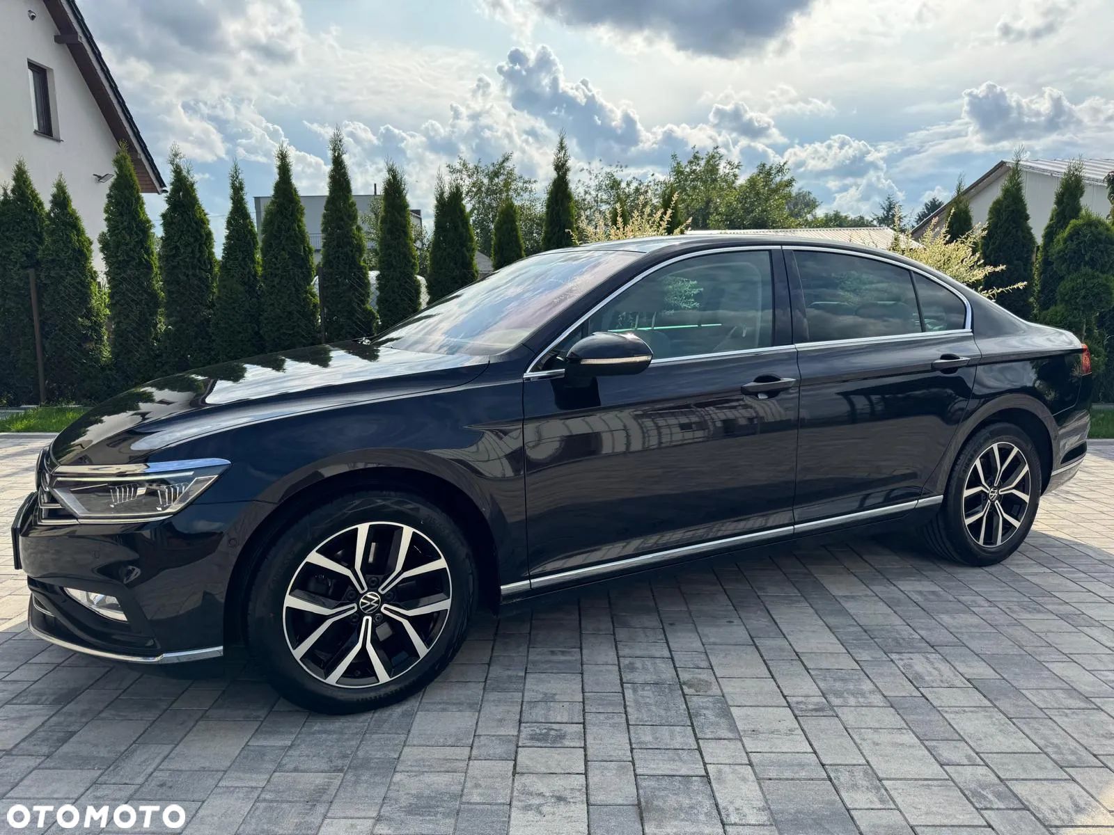 Volkswagen Passat 2.0 TSI Elegance DSG - 1