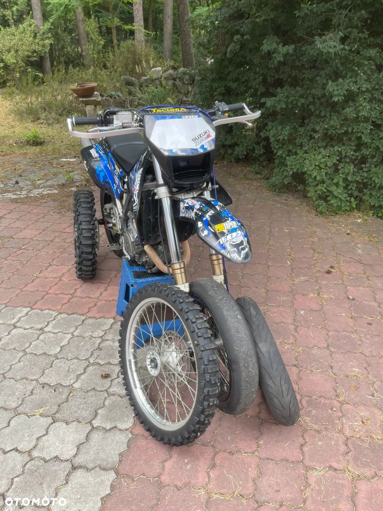 Suzuki DR-Z - 9