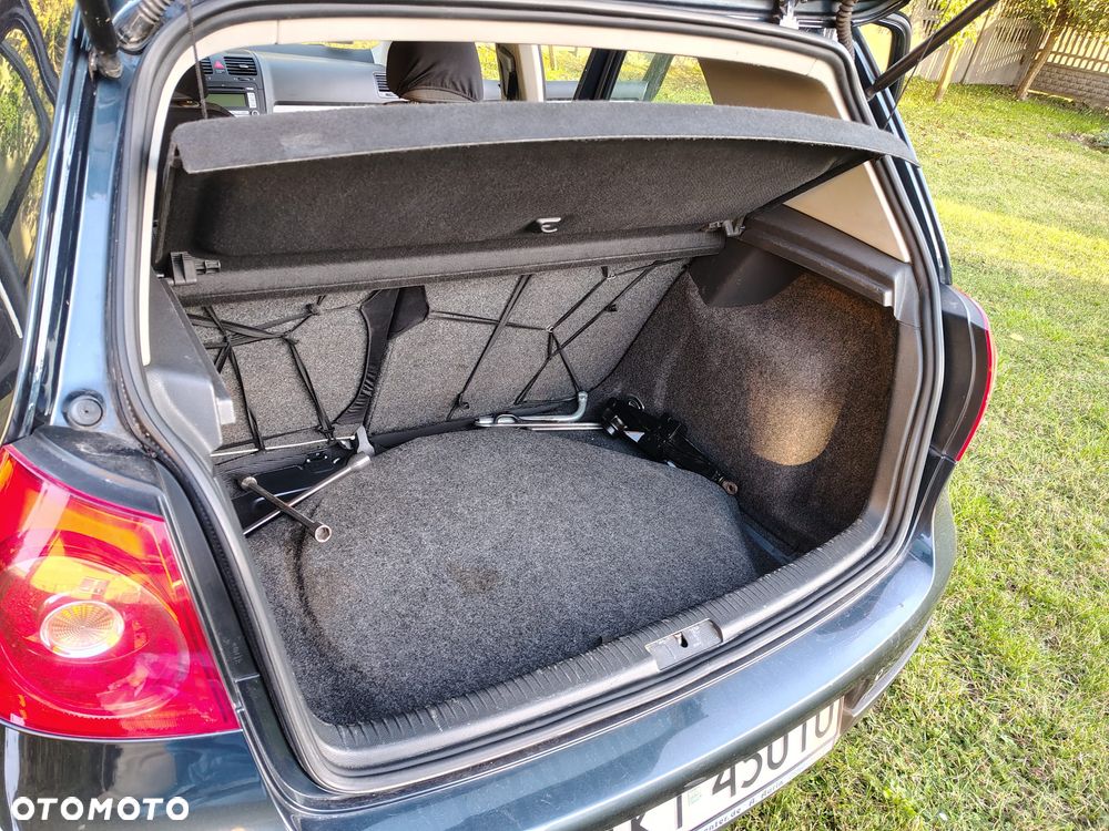Volkswagen Golf 1.9 TDI Tour - 17
