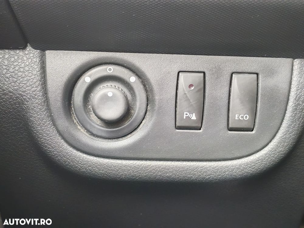 Dacia Logan TCe 90 Prestige - 9
