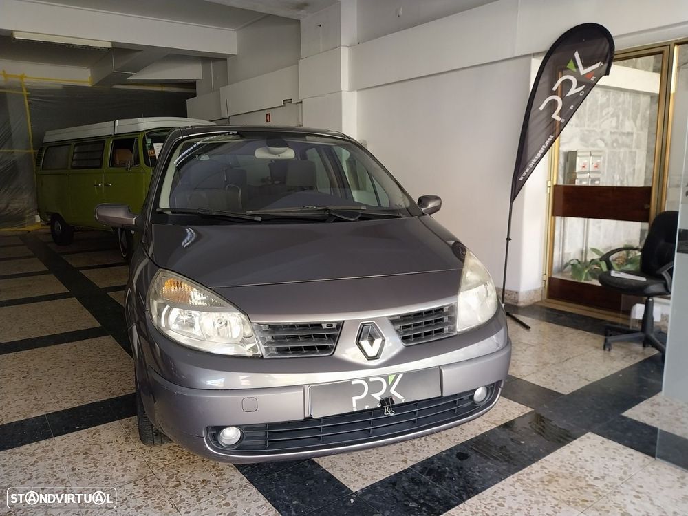 Renault Scénic - 1