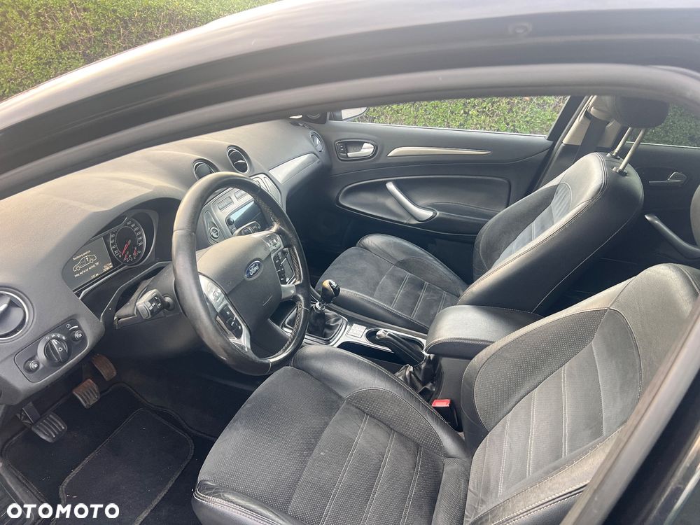 Ford Mondeo 2.0 TDCi Titanium X - 14
