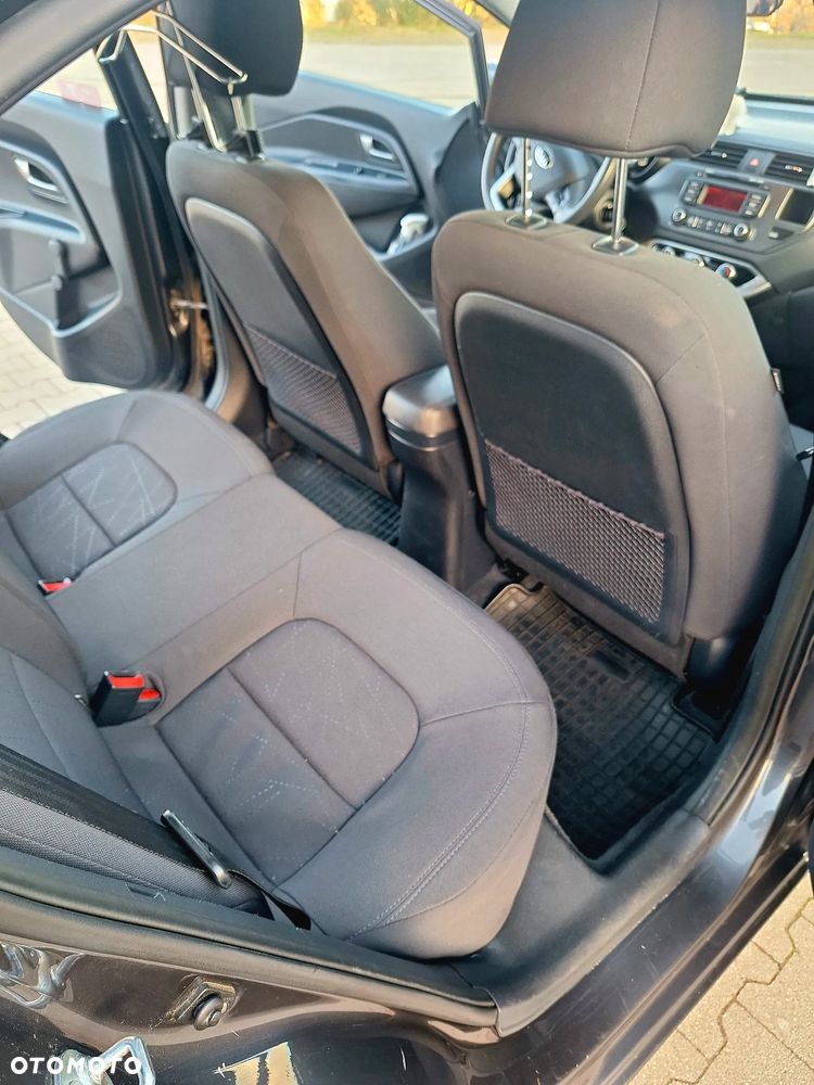 Kia Rio 1.4 M (klm) - 21