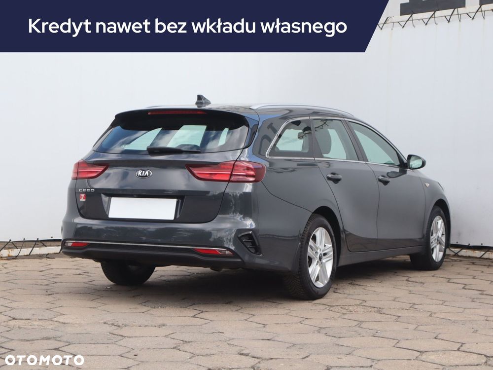Kia Ceed - 7