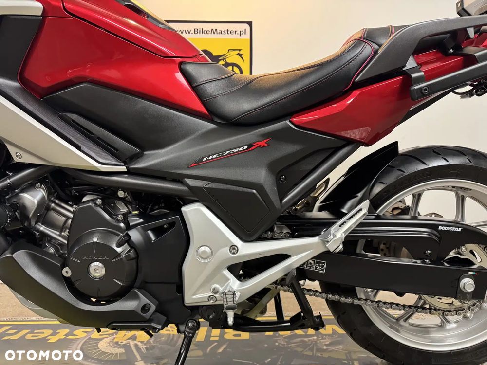 Honda NC - 24