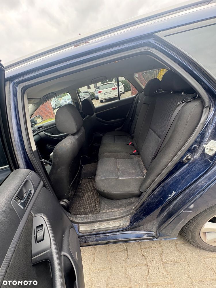 Toyota Avensis 2.0 D-4D Platinium - 18