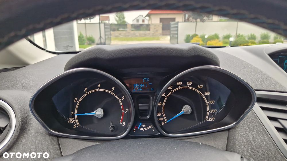 Ford Fiesta 1.0 EcoBoost Titanium - 18