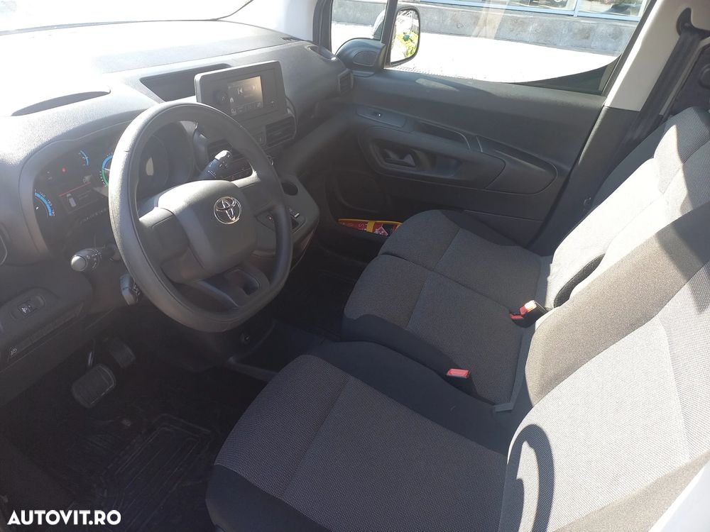 Toyota Proace - 10