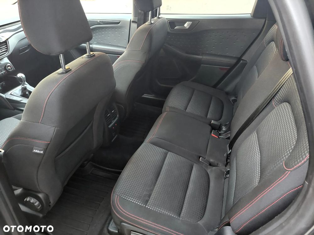 Ford Kuga 2.0 TDCi FWD ST-Line - 17