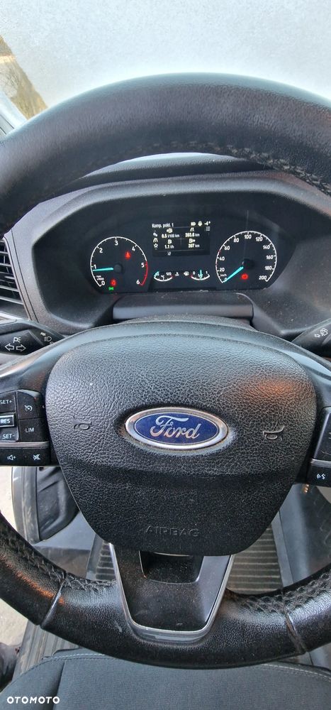 Ford TRANSIT CUSTOM L2H1 - 18