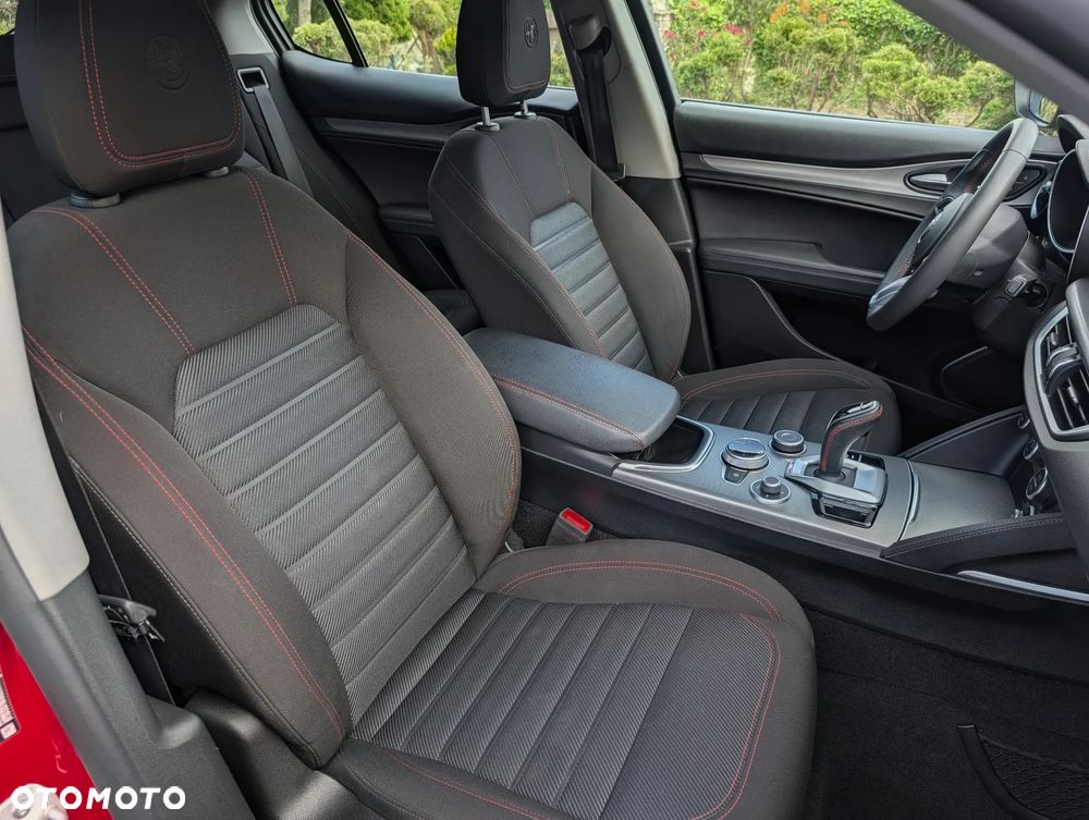Alfa Romeo Stelvio 2.0 Turbo Q4 - 12