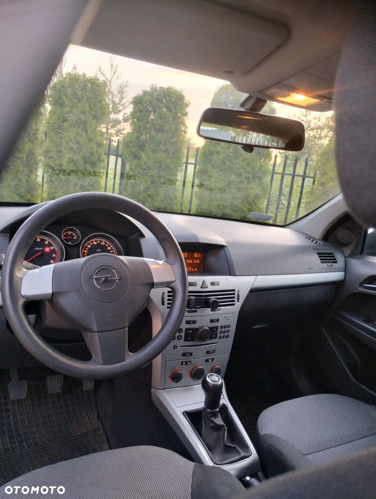 Opel Astra III 1.6 Enjoy - 10