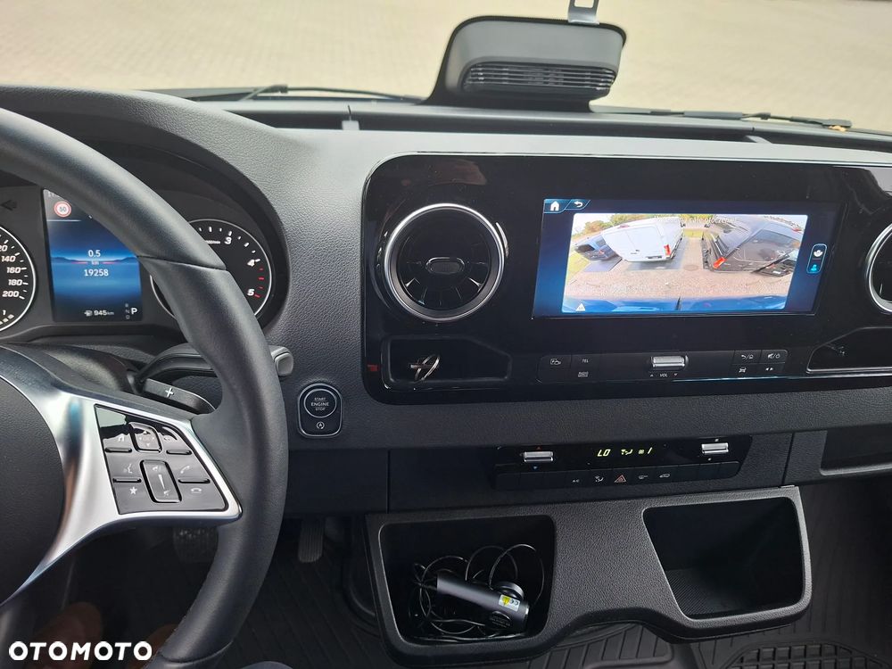 Mercedes-Benz Sprinter Long PRO 9G-Tronic 907.235 - 8