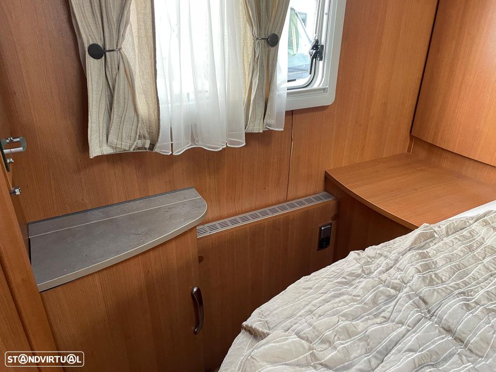 Pilote Explorateur G742 c/Cama Central - Autocaravana - 30