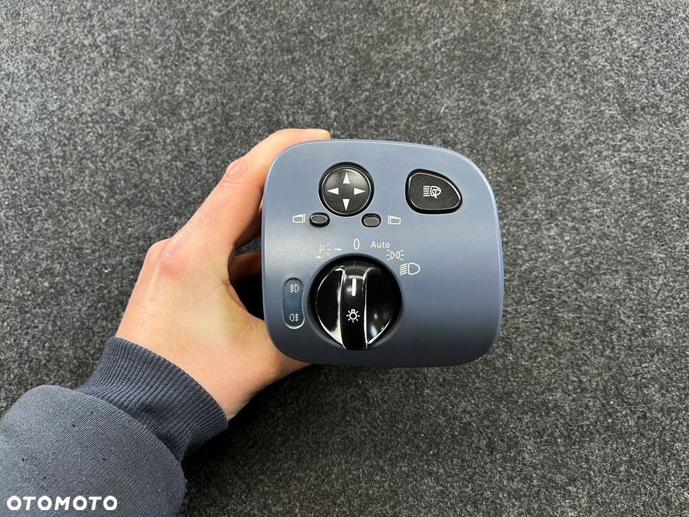 mercedes w203 włącznik przełącznik świateł A2035450904