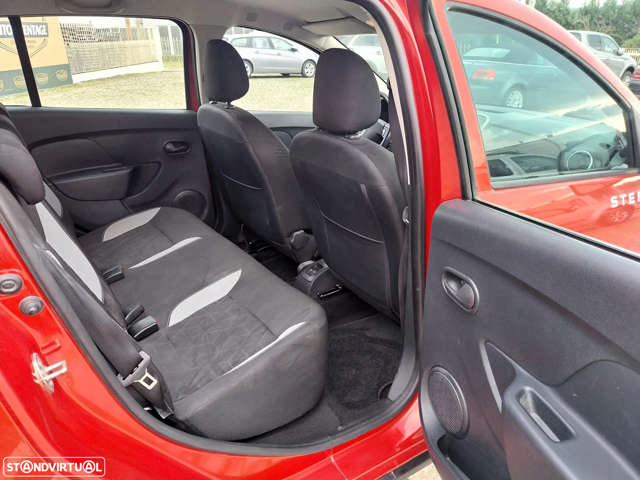 Dacia Sandero 1.5 dCi Stepway 105g - 8