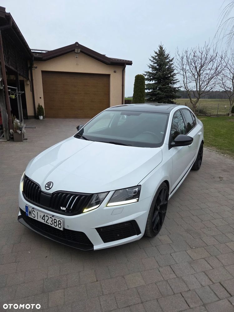Skoda Octavia 2.0 TDI RS Challenge DSG - 7