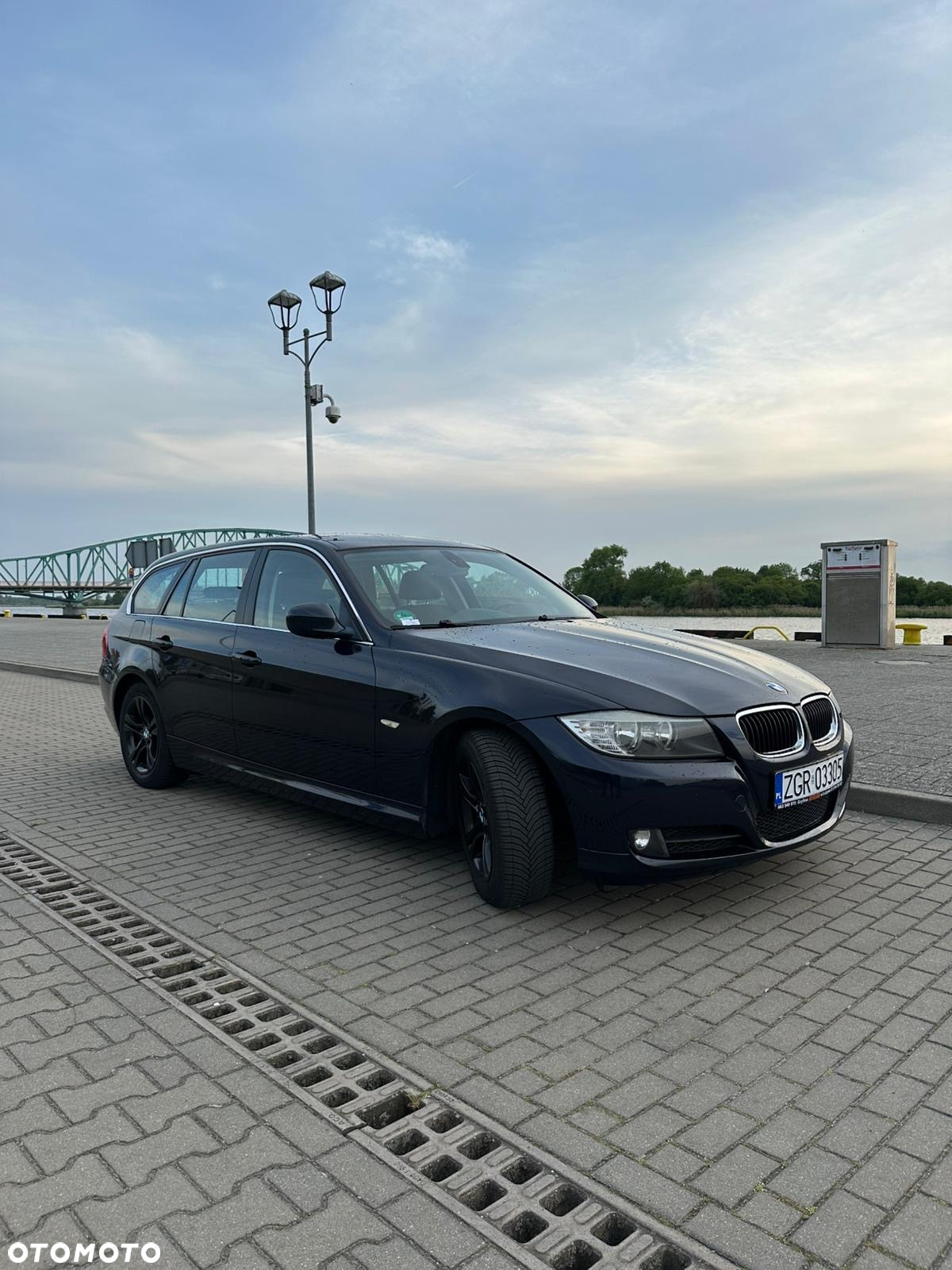 BMW Seria 3 318i - 3