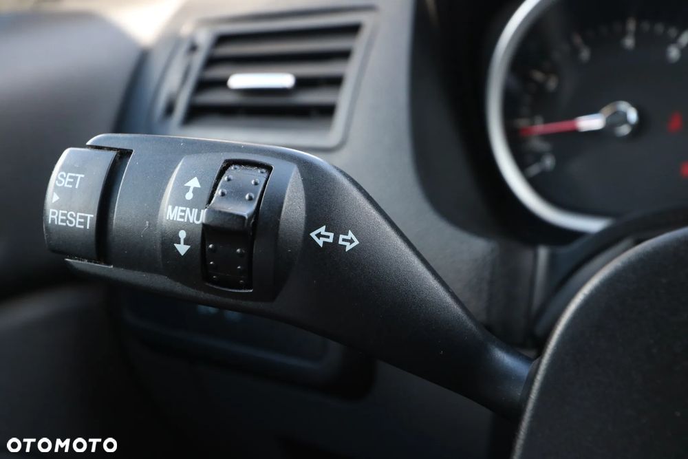 Ford C-MAX 1.8 Titanium - 34