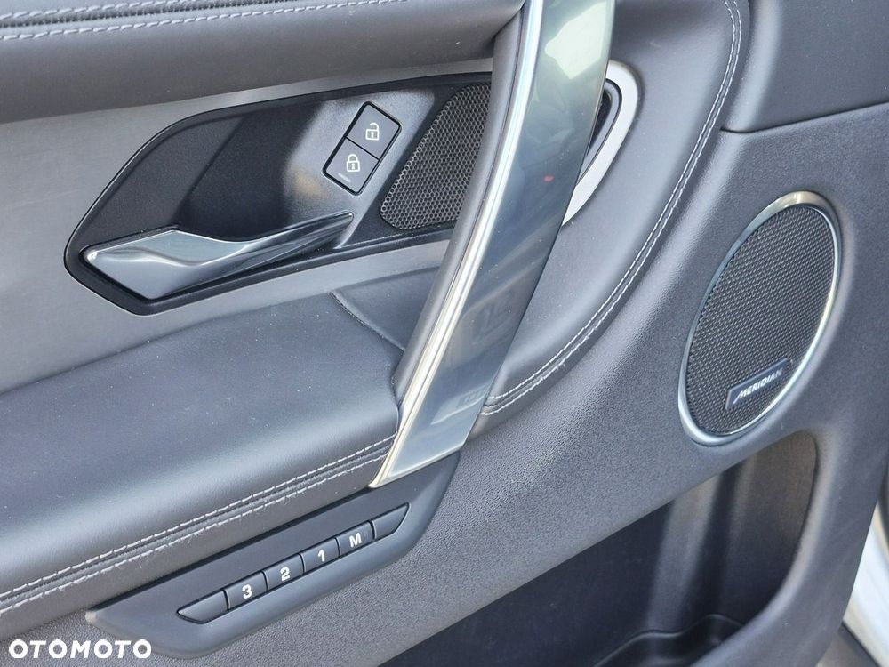 Land Rover Discovery Sport - 19