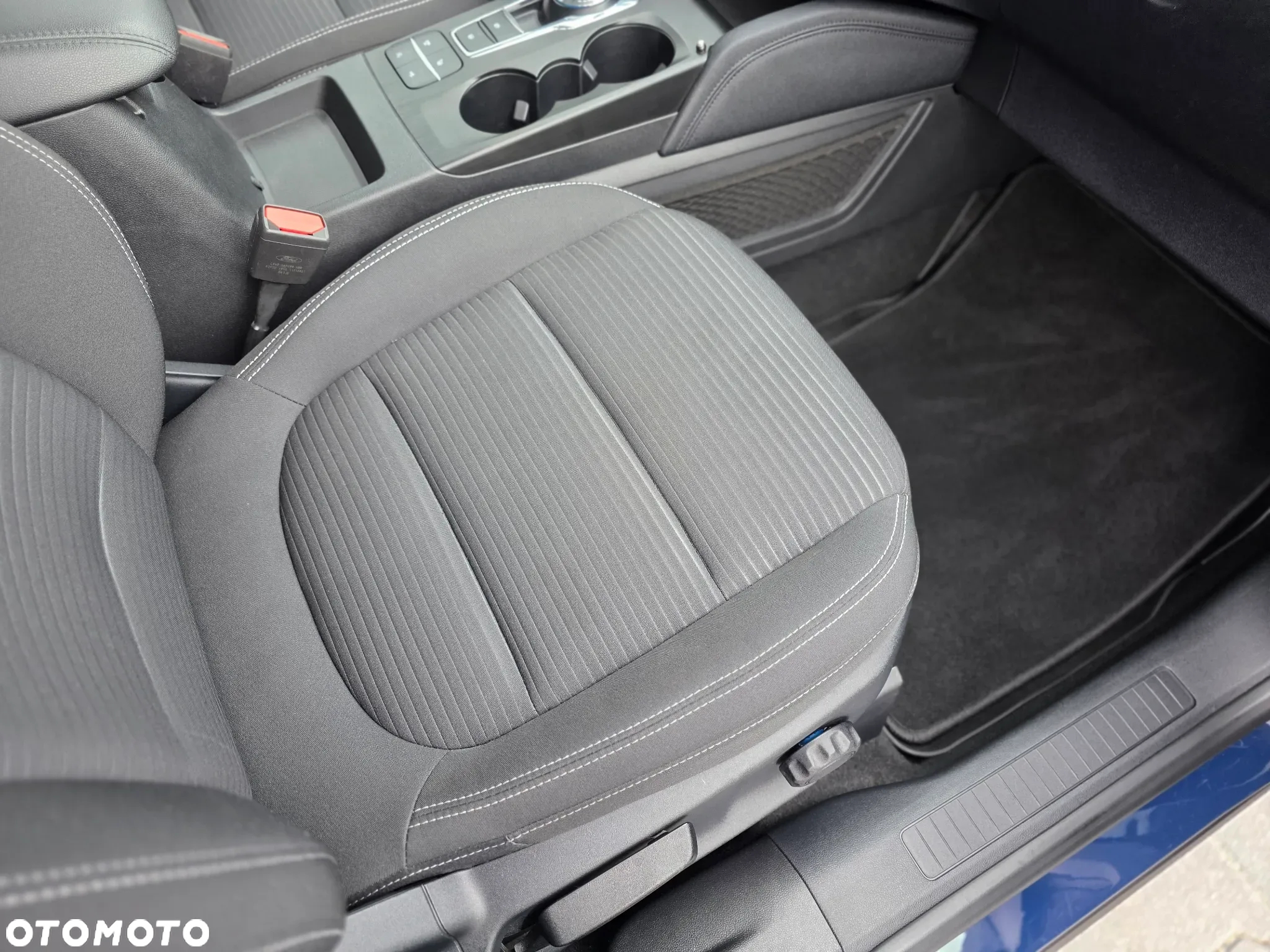 Ford Kuga 1.5 EcoBlue FWD Titanium - 35