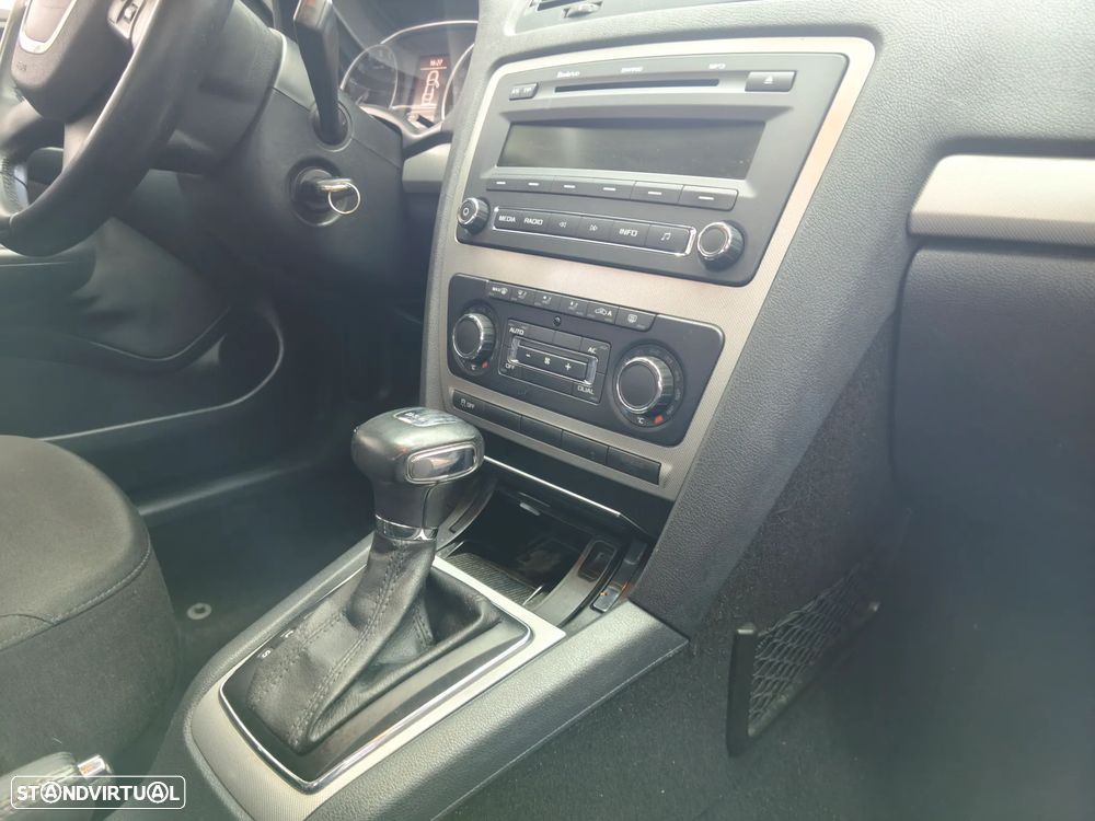 Skoda Octavia Break 1.6 TDi Elegance DSG - 12