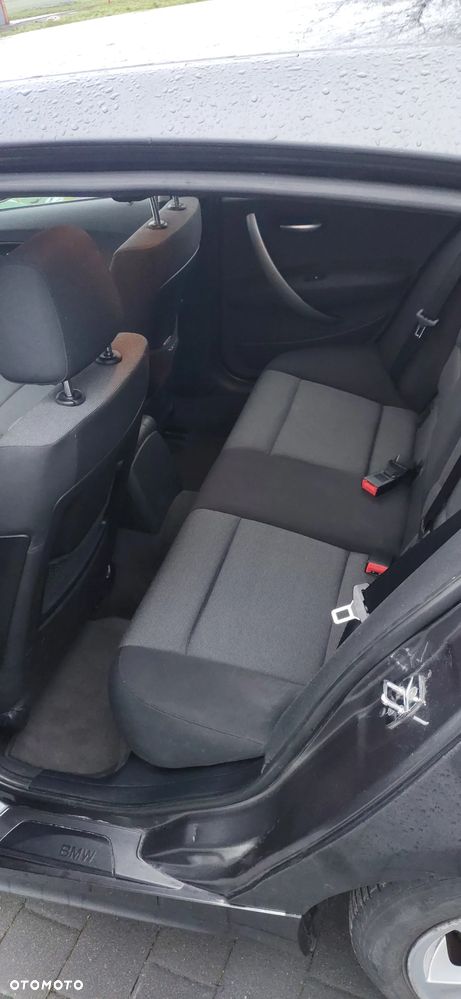 BMW Seria 1 120i - 5