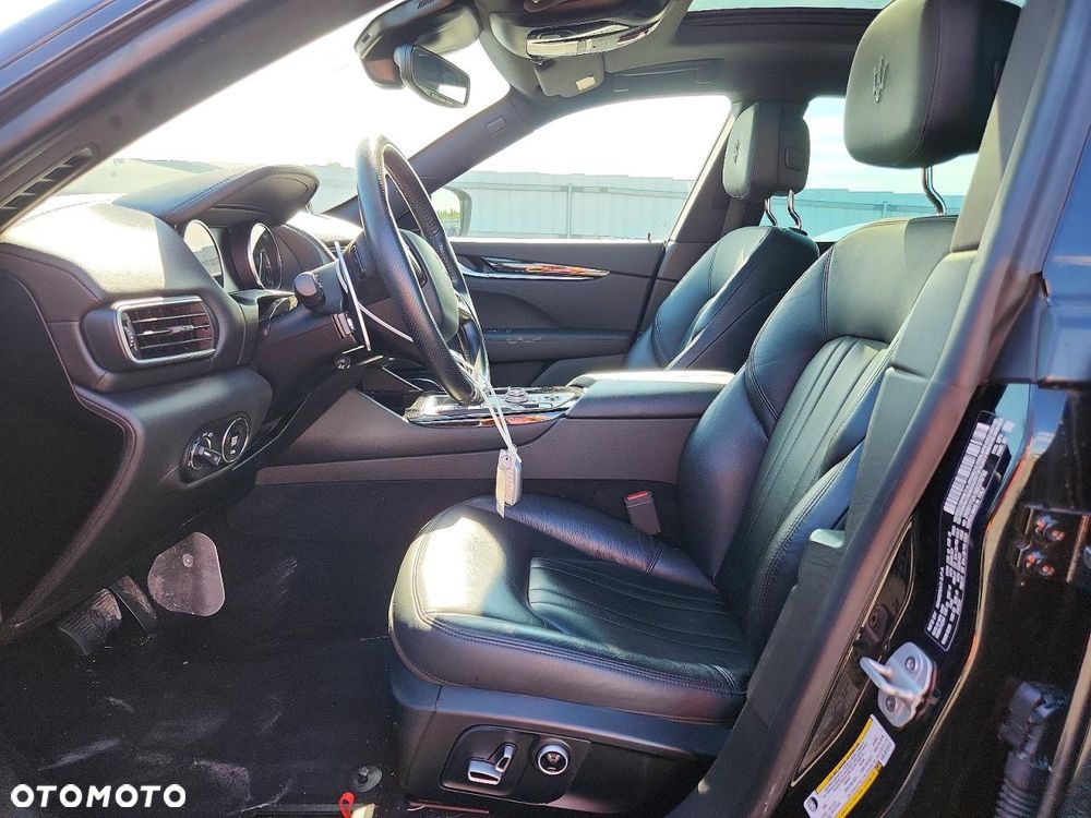 Maserati Levante - 8