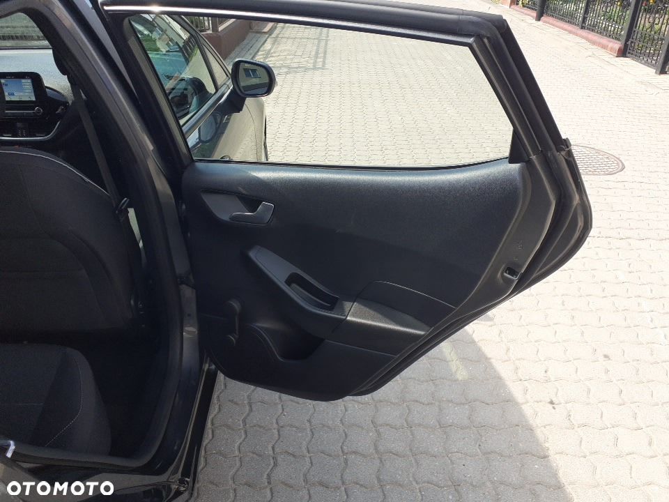 Ford Fiesta 1.1 S&S COOL&CONNECT - 20