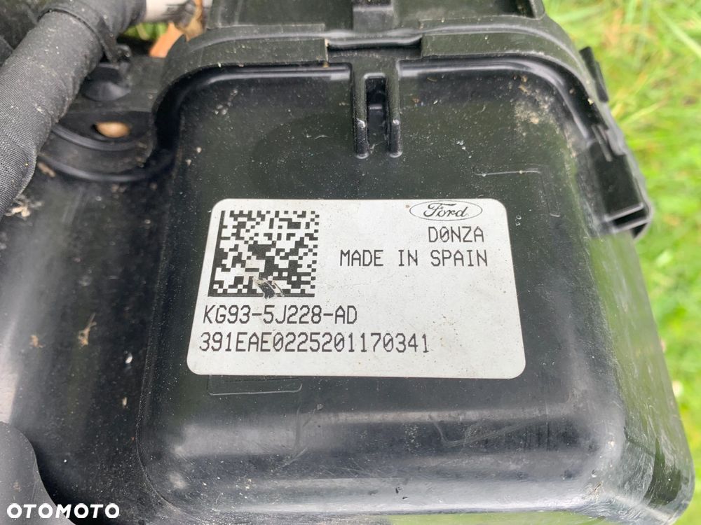 ZBIORNIK ADBLUE FORD MONDEO MK5 KG93-5J228-AD - 11