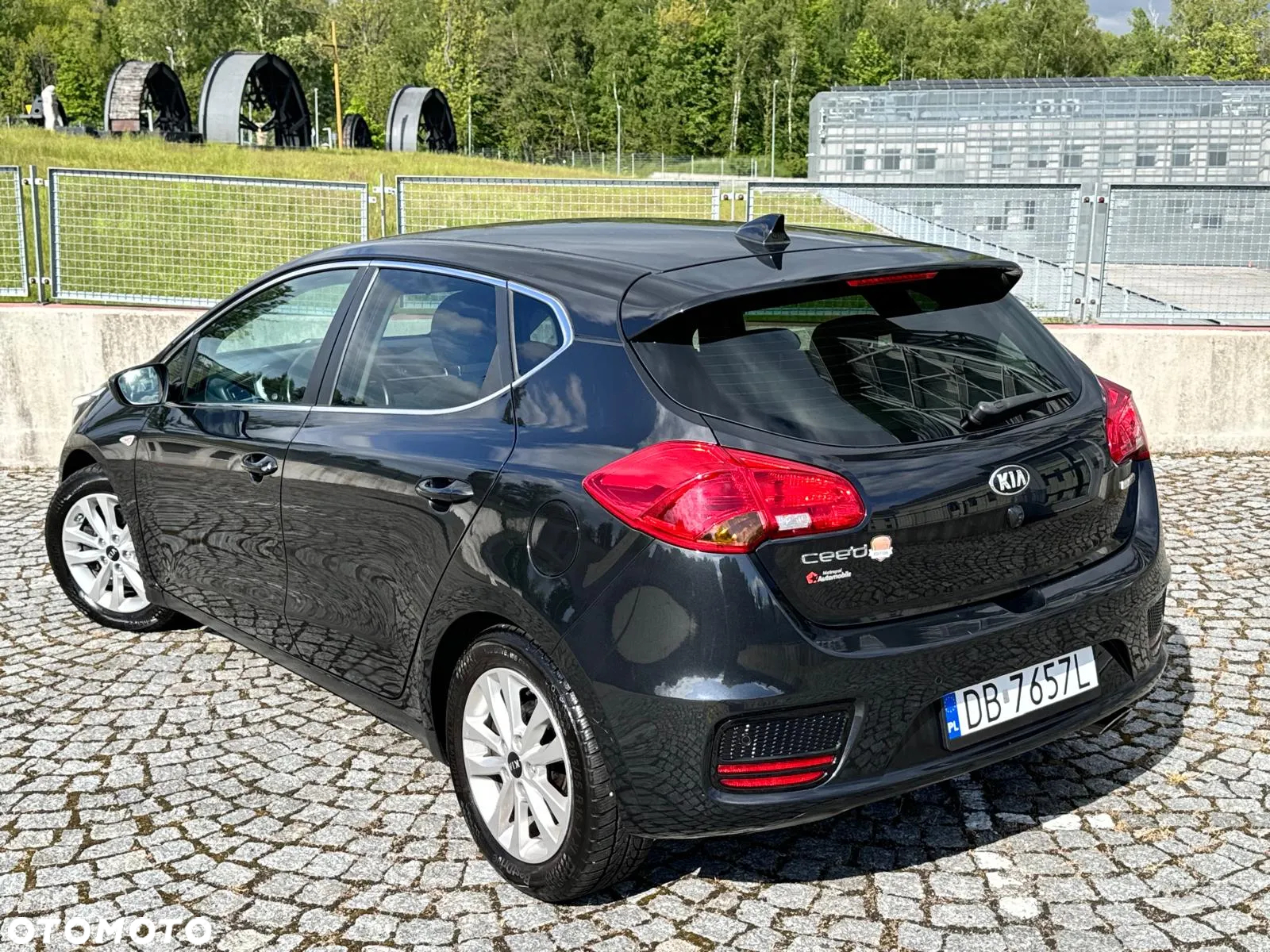 Kia Ceed 1.4 CVVT Dream Team Edition - 10