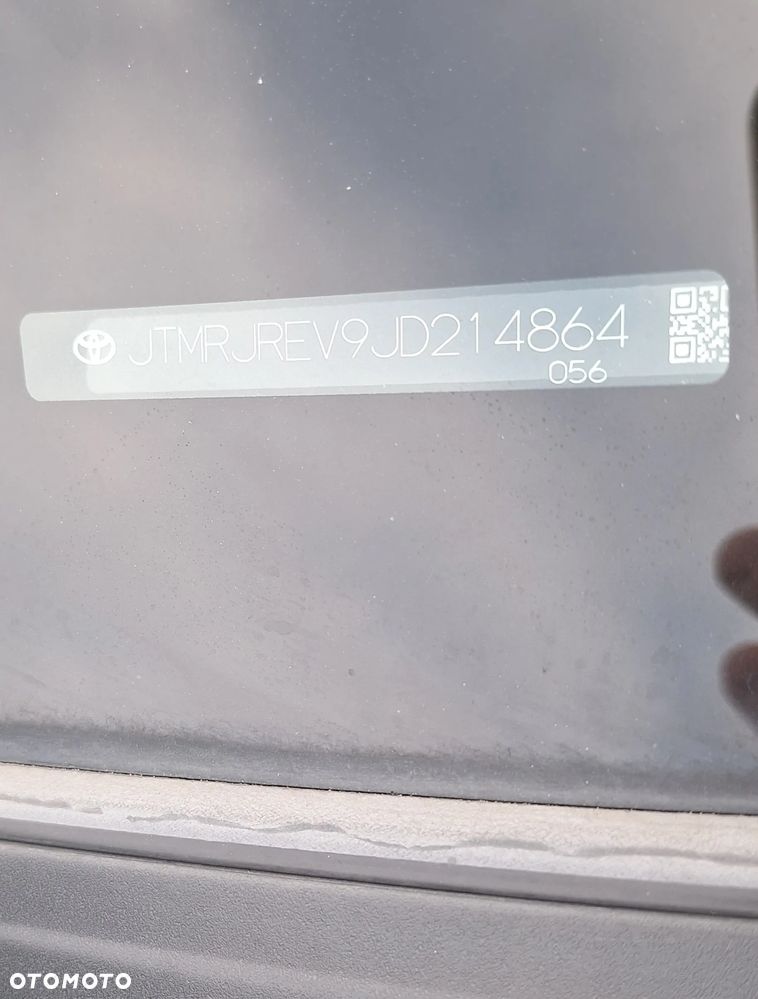 Toyota RAV4 - 7