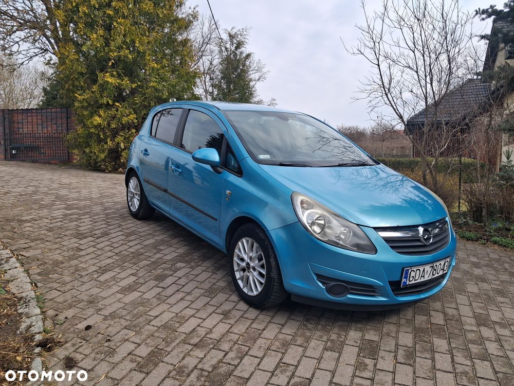 Opel Corsa 1.2 16V Cosmo - 7