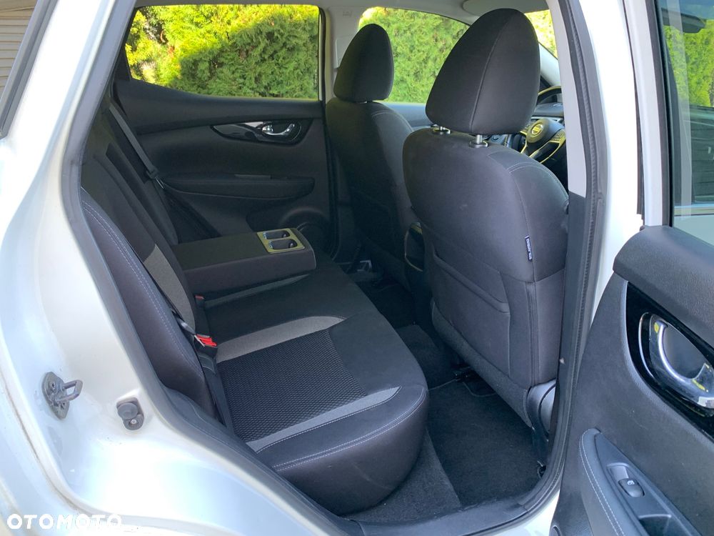 Nissan Qashqai - 12