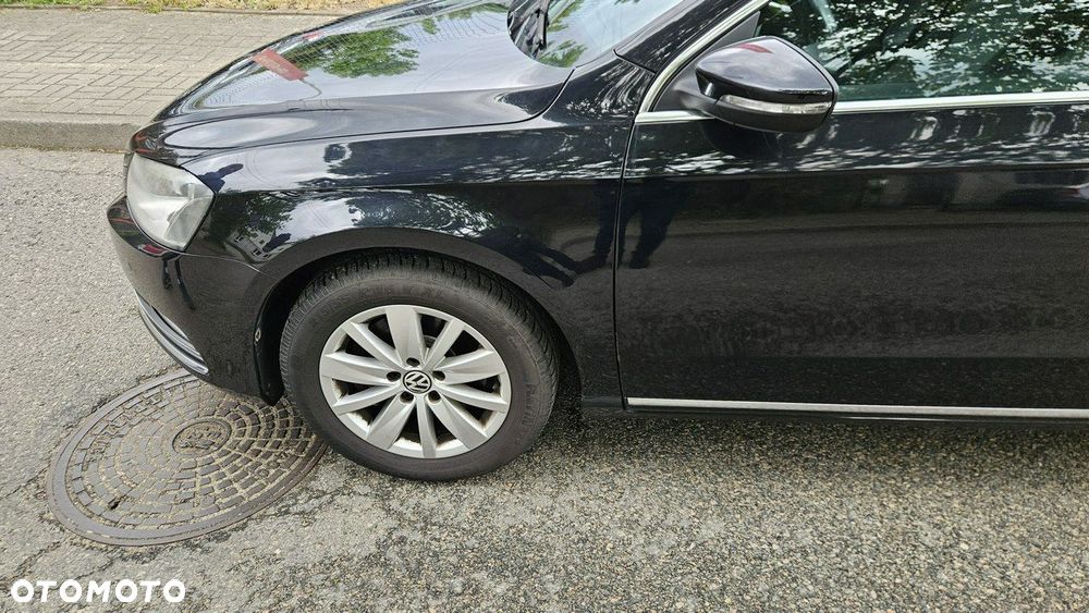 Volkswagen Passat Variant 2.0 TDI DSG BlueMotion Technology Trendline - 12