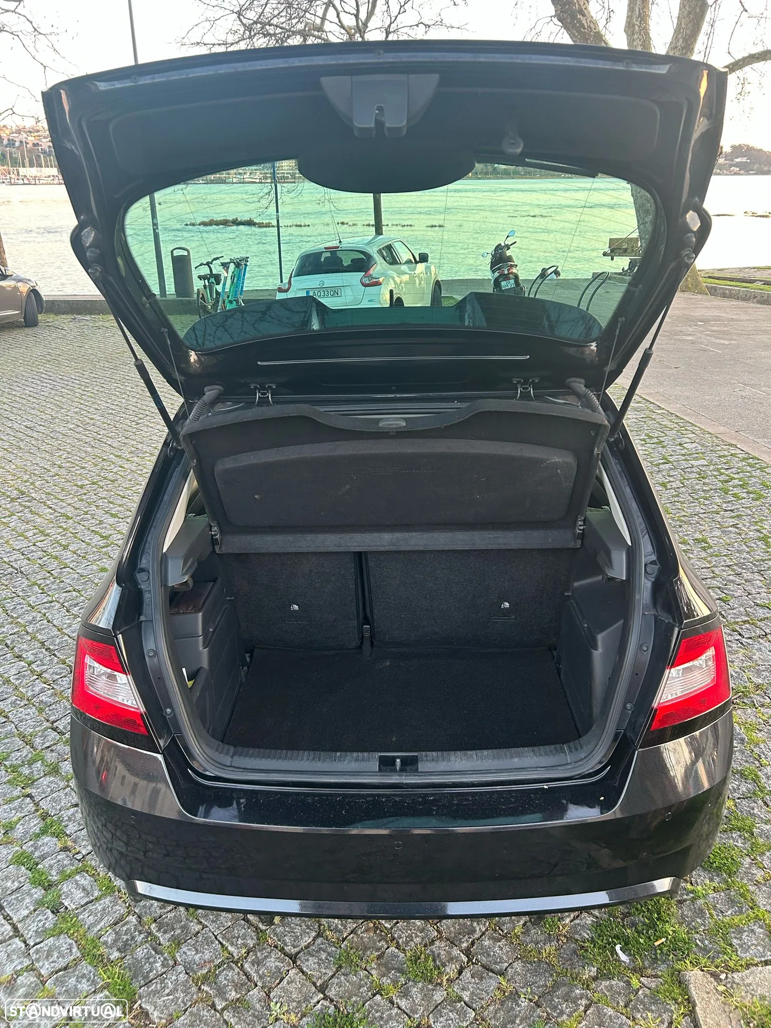Skoda Fabia 1.0 TSI Black Edition - 15