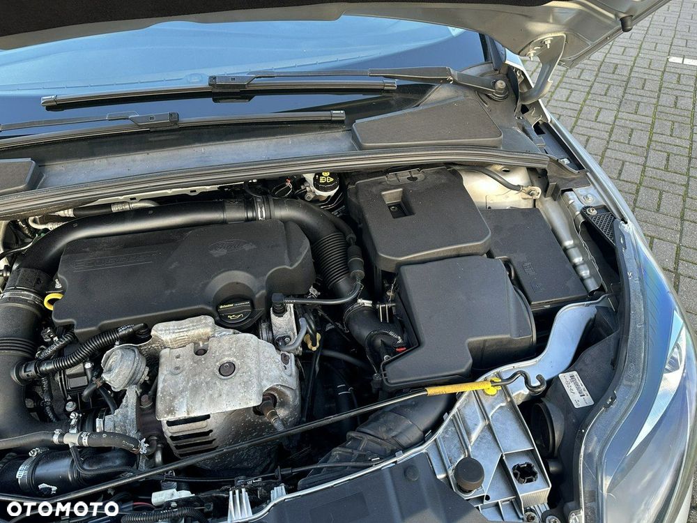 Ford Focus 1.0 EcoBoost Start-Stopp-System Champions Edition - 13