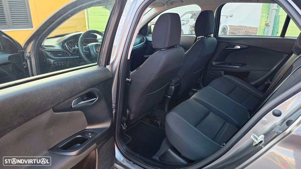 Fiat Tipo Station Wagon 1.3 M-Jet Lounge - 5